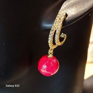 Elegant Gold Rhinestone and Faux Red Pearl 925 Stud Earrings Glamorous! NWT
